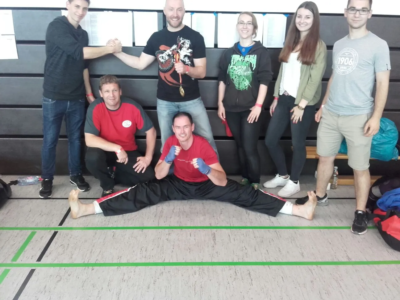 René feiert mit dem Team den Deutschen Meistertitel