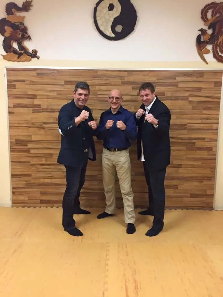 Grundsteinlegung in der MM Freestyle Kampfkunstverbindung