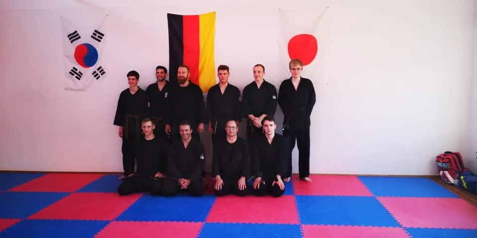 Galeriebild zu Erfolgreiche Bundes-DAN-Prüfung in Schelklingen