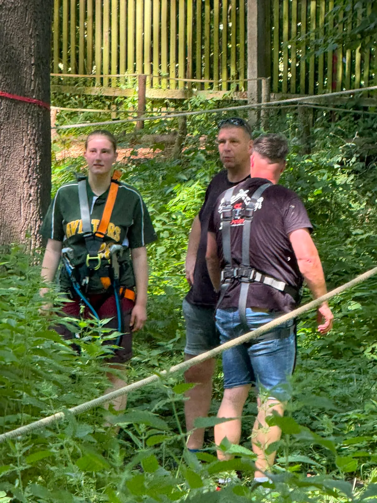 Galeriebild zu Kinder- und Jugendvereinsausflug 2026: Mut, Höhenrausch & Teamgeist im Kletterwald