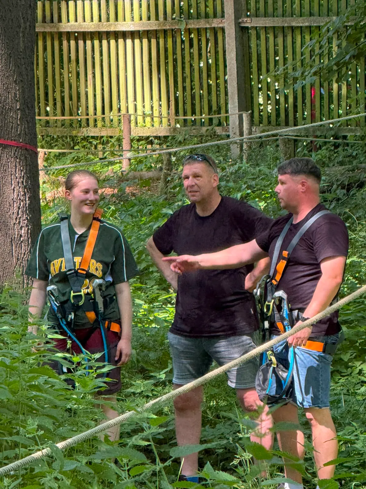 Galeriebild zu Kinder- und Jugendvereinsausflug 2026: Mut, Höhenrausch & Teamgeist im Kletterwald