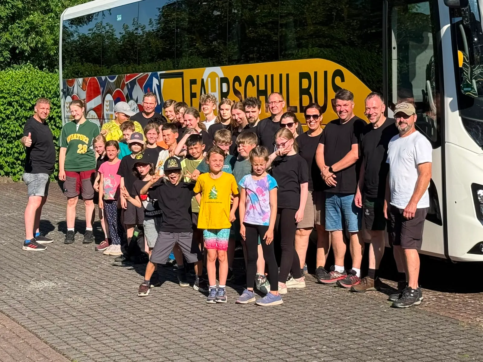 Galeriebild zu Kinder- und Jugendvereinsausflug 2026: Mut, Höhenrausch & Teamgeist im Kletterwald