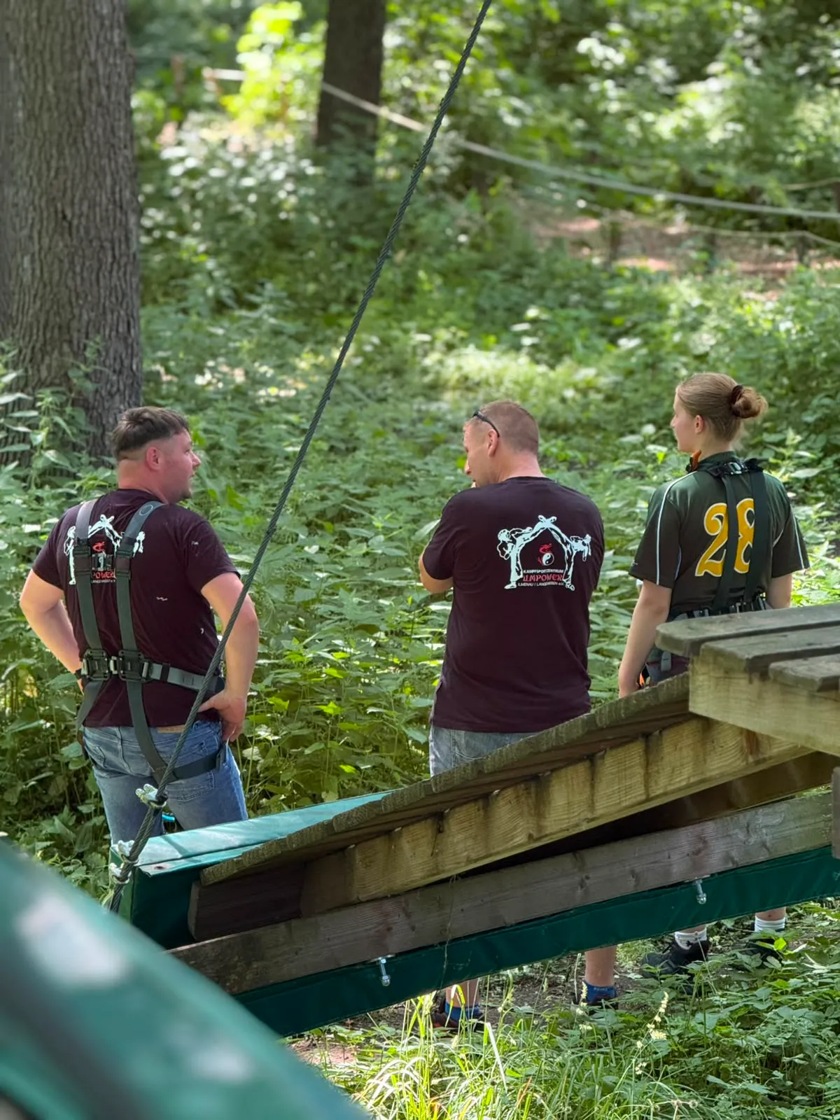 Galeriebild zu Kinder- und Jugendvereinsausflug 2026: Mut, Höhenrausch & Teamgeist im Kletterwald