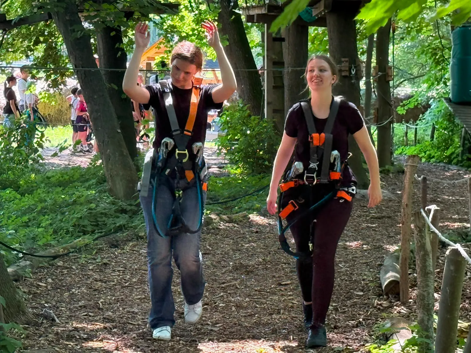 Galeriebild zu Kinder- und Jugendvereinsausflug 2026: Mut, Höhenrausch & Teamgeist im Kletterwald